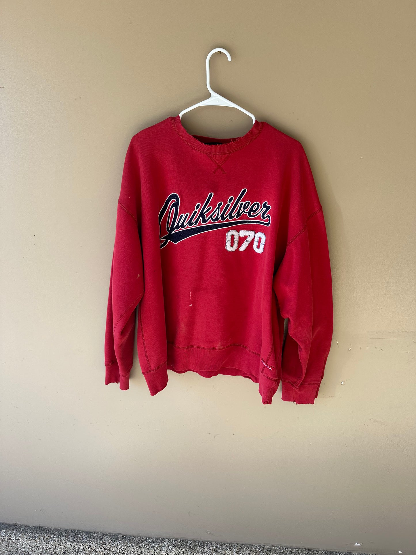 Vintage Quiksilver Distressed Crewneck L