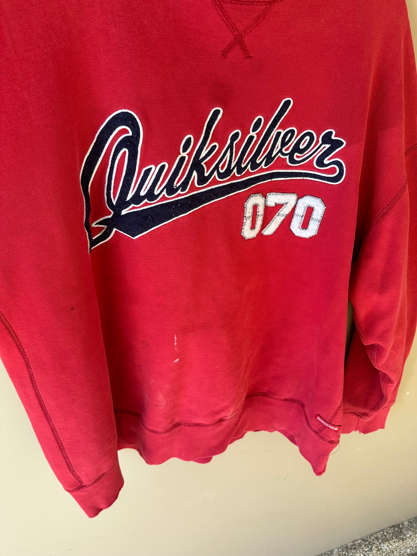 Vintage Quiksilver Distressed Crewneck L