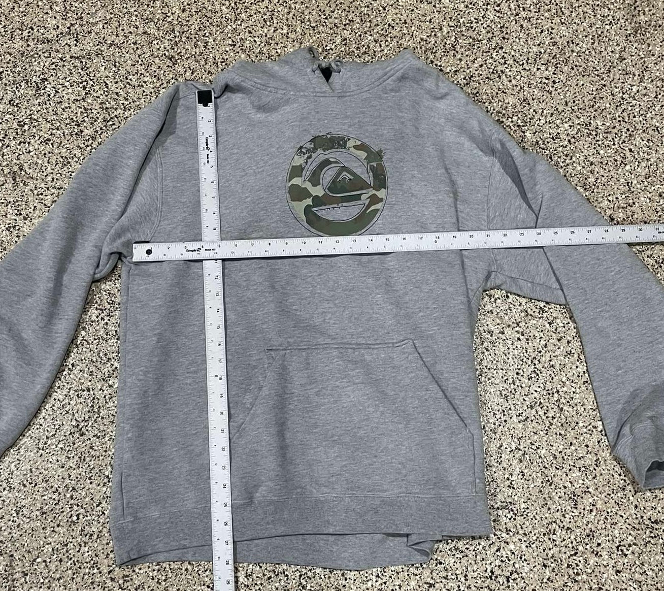 Vintage Quiksilver Camo Hoodie XL