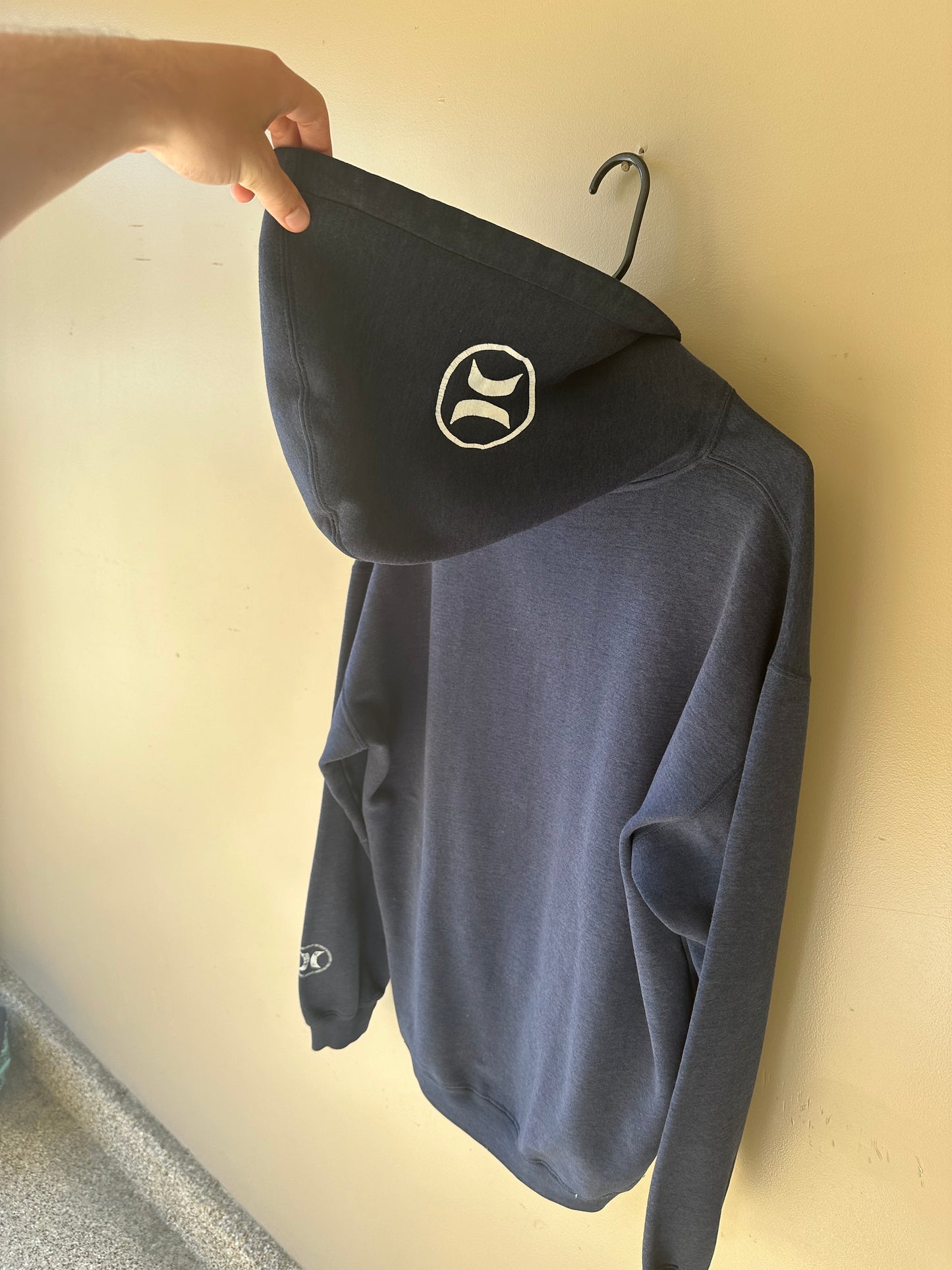 Vintage 90’s Hurley Navy Hoodie L