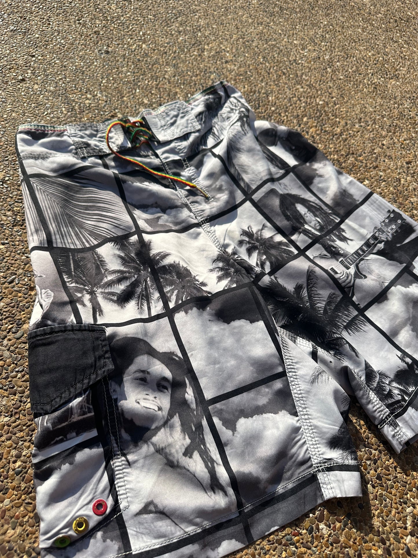 Vintage Billabong X Bob Marley Trunks - 30 (Stretchy Waist Band Will Fit 28-32)
