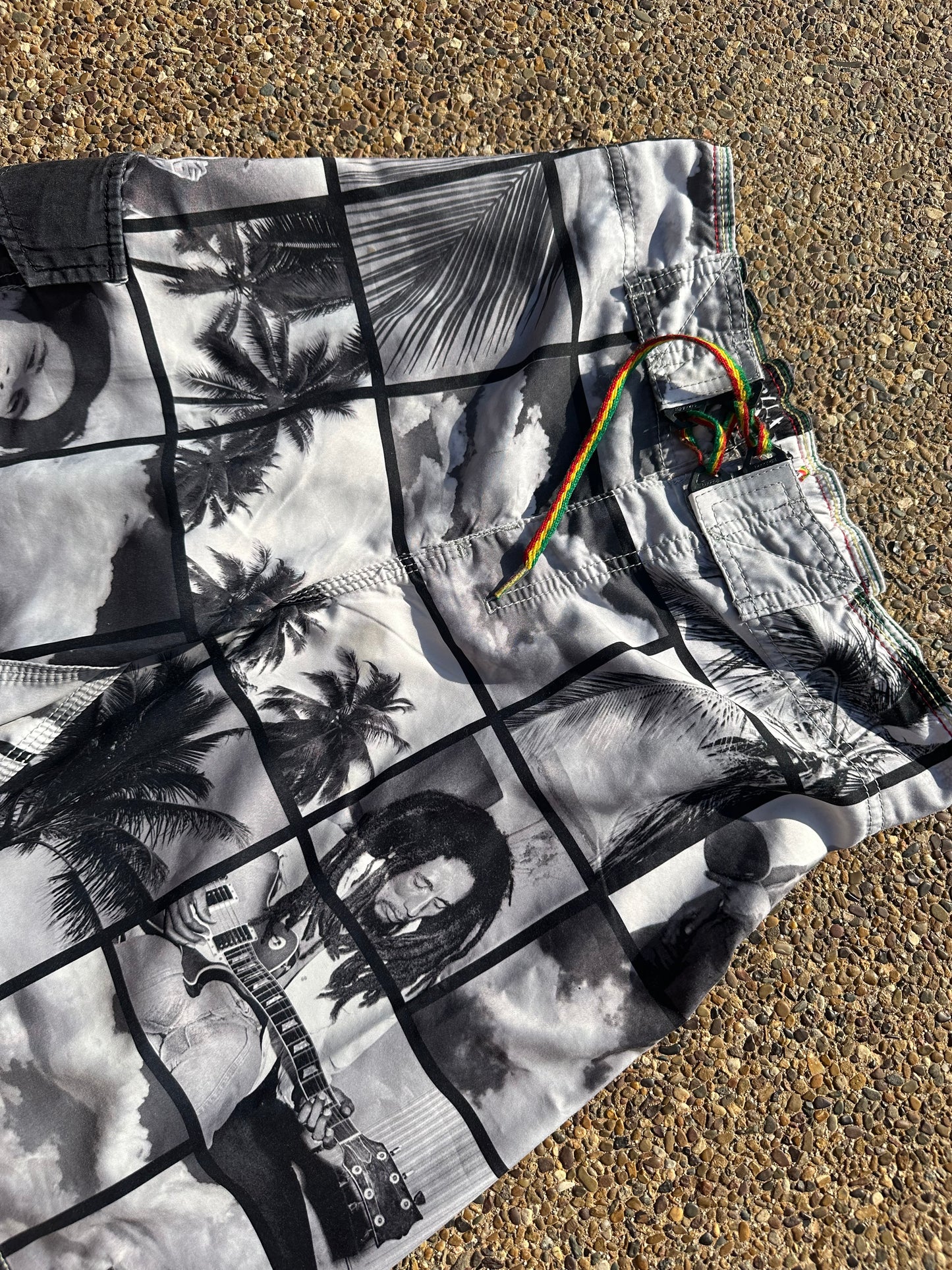 Vintage Billabong X Bob Marley Trunks - 30 (Stretchy Waist Band Will Fit 28-32)