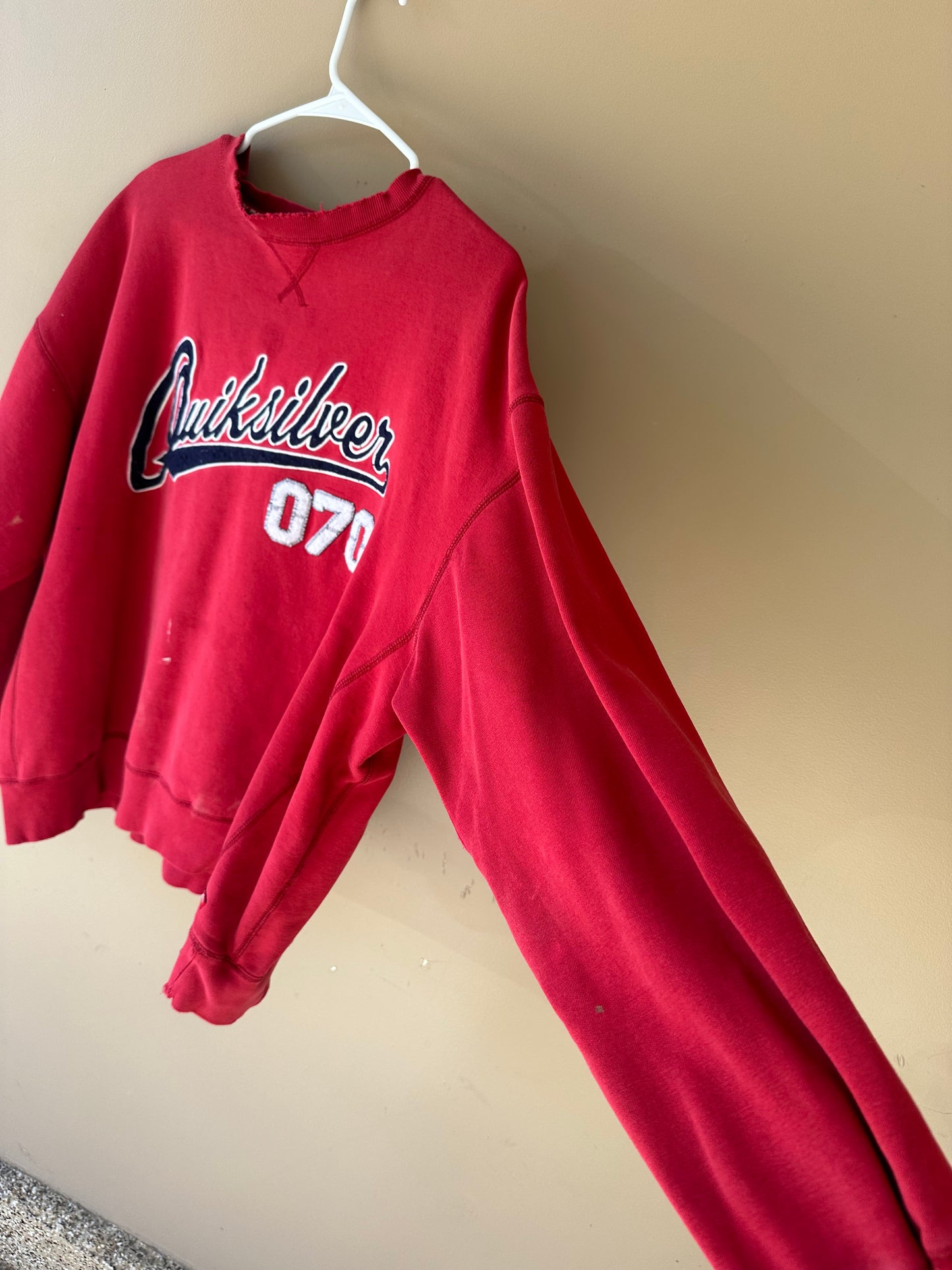 Vintage Quiksilver Distressed Crewneck  L