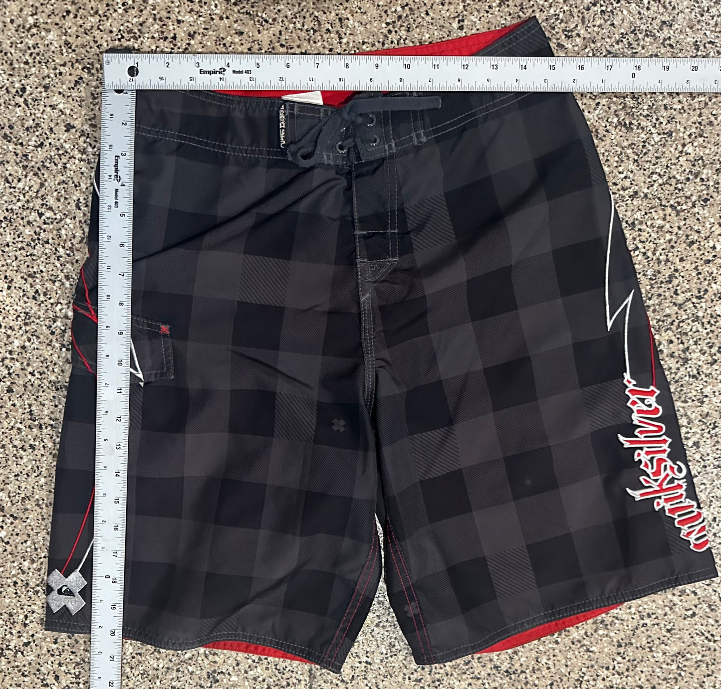 Y2K Quiksilver Plaid Trunks - 30